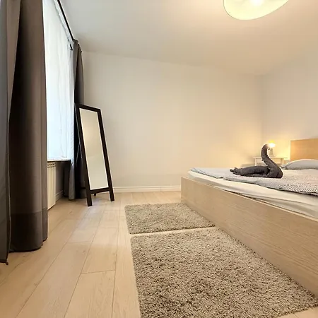 The Grand Royale 82M2 - Old Town & 3 Bedrooms Families & Groups Apartment *