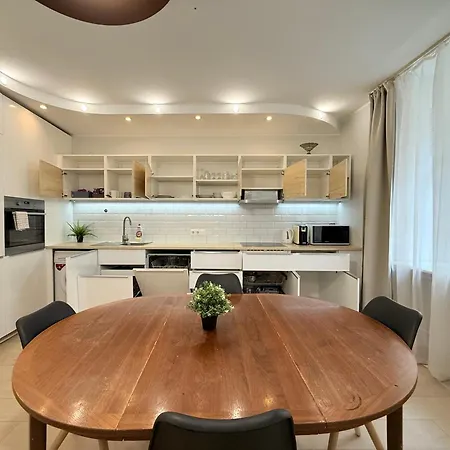 The Grand Royale 82M2 - Old Town & 3 Bedrooms Families & Groups Apartment Riga