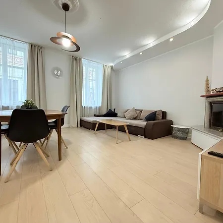 Apartment The Grand Royale 82M2 - Old Town & 3 Bedrooms Families & Groups Riga