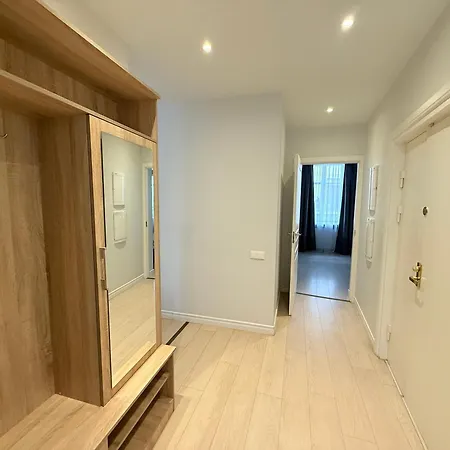 The Grand Royale 82M2 - Old Town & 3 Bedrooms Families & Groups *