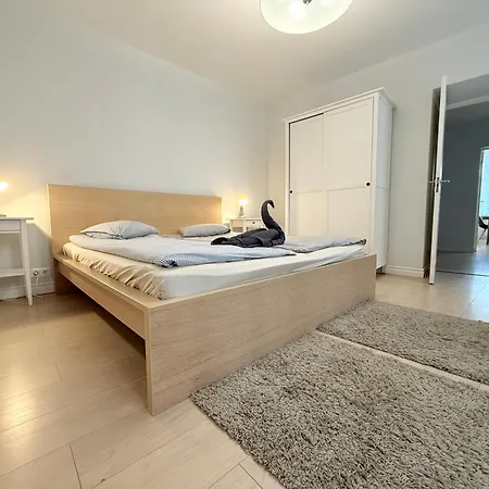 The Grand Royale 82M2 - Old Town & 3 Bedrooms Families & Groups Apartment