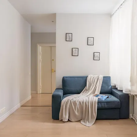 The Grand Royale 82M2 - Old Town & 3 Bedrooms Families & Groups Apartment